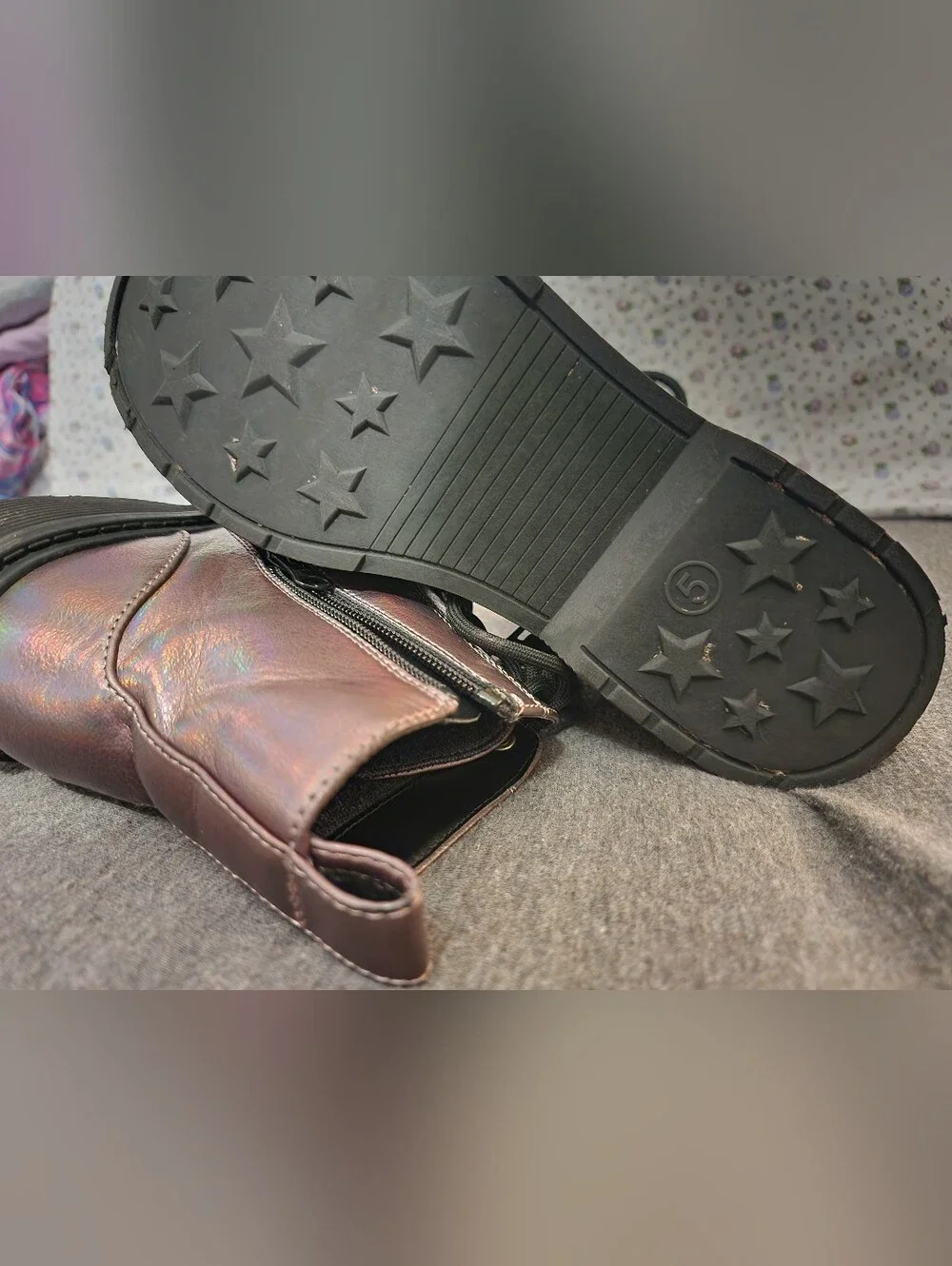 Girls Cat & Jack Holographic Lace-Up Combat Boots - Iridescent Pink Sz 5